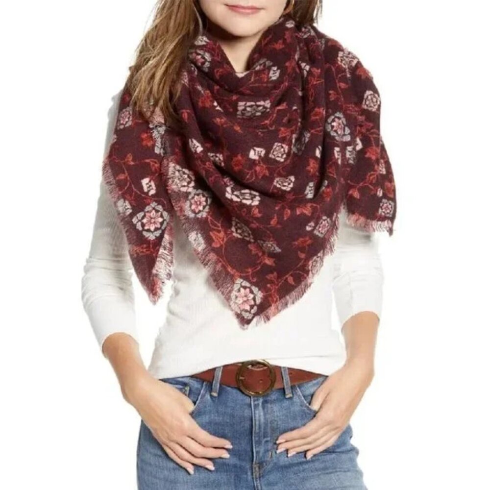 Treasure & Bond Floral Print Scarf